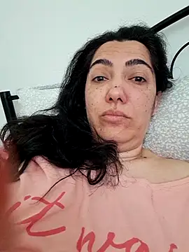 CharmingPearl online show from 04/19/26, 07:29