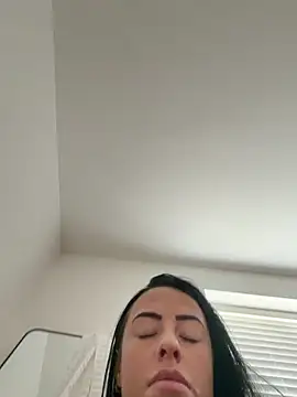 Bethrae25 online show from 04/16/26, 10:38