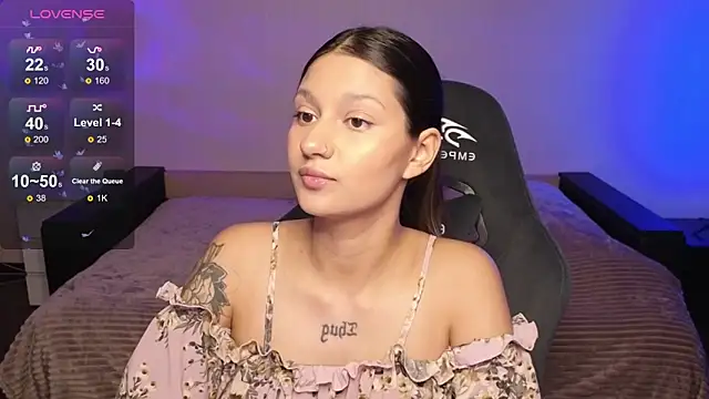 Nikol Goldysss online show from 11/06/25, 02:34