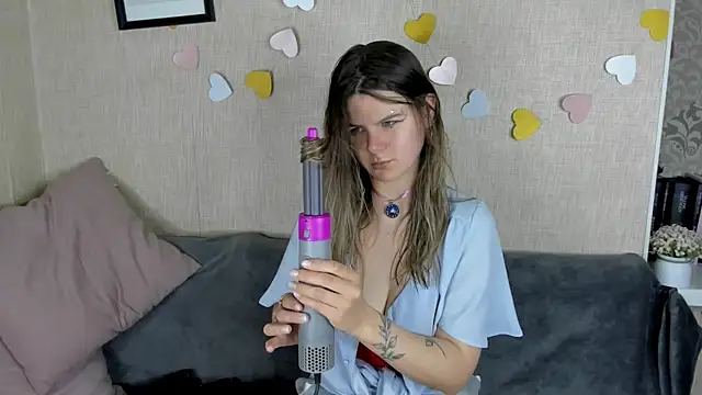 Zorianaa online show from 04/19/26, 09:06