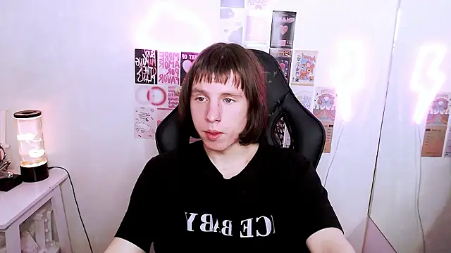 Snapshot of CutieKai_ chatting on 03/14/26, 09:31 CutieKai online show from 03/14/26, 09:31