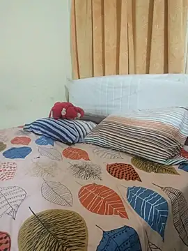 mouni499 online show from 04/02/26, 05:43