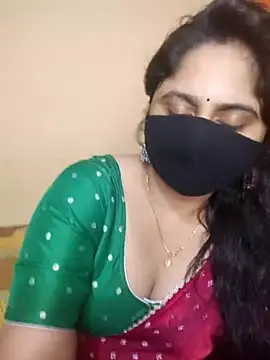 mouni499 online show from 07/07/26, 10:30