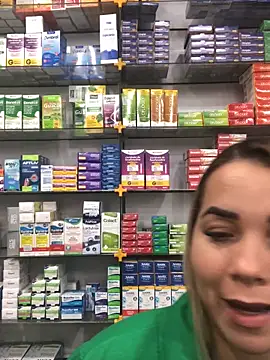 Snapshot of imoly_ chatting on 11/01/25, 10:01 imoly online show from 11/01/25, 10:01