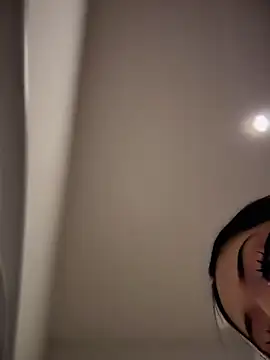 JIORYOvO online show from 04/25/26, 05:43