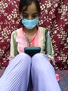 American tourist online show from 11/04/25, 03:16