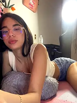 Milleradhara24 online show from 12/14/25, 09:47