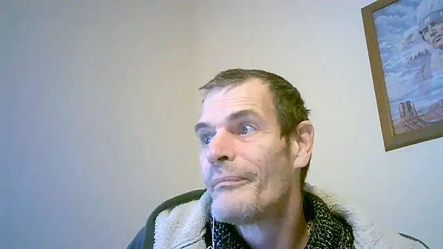 Snapshot of paulus52 chatting on 11/16/25, 02:22 paulus52 online show from 11/16/25, 02:22