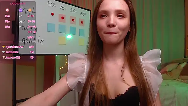 Adria Arjona online show from 04/23/26, 12:29