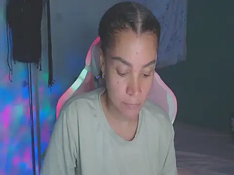 shayna cute online show from 07/15/26, 11:32