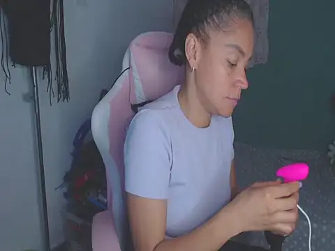 shayna cute online show from 07/18/26, 02:49
