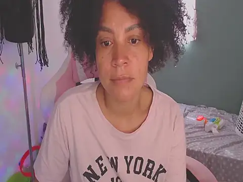 shayna cute online show from 08/03/26, 07:28
