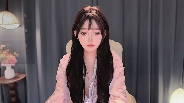 Snapshot of Yaiyigirl chatting on 03/04/26, 03:40 Yaiyigirl online show from 03/04/26, 03:40