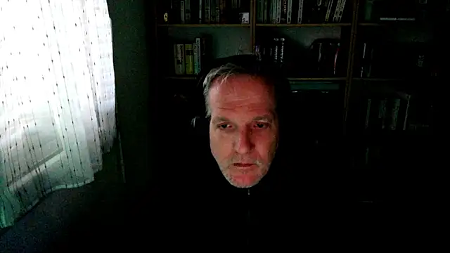 ChocolatMilka44 online show from 11/02/25, 01:24