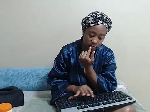 SexyLipss  online show from 11/30/25, 06:34