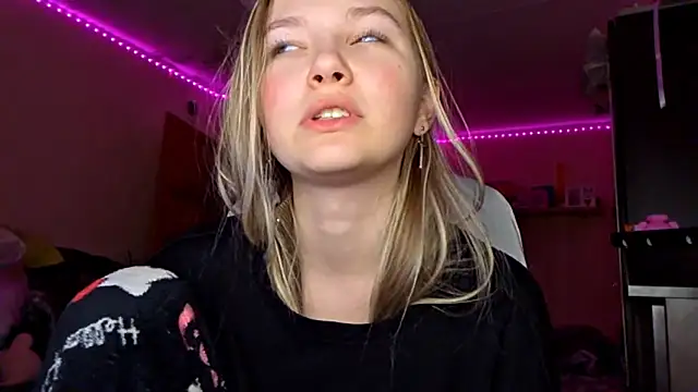 KarinRobertson online show from 02/09/26, 05:28