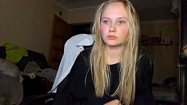 KarinRobertson online show from 03/08/26, 05:28