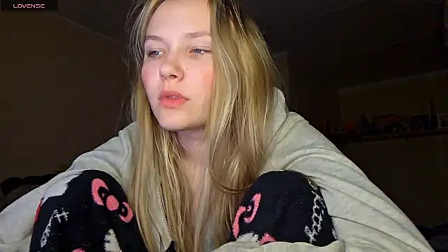 KarinRobertson online show from 03/09/26, 05:06