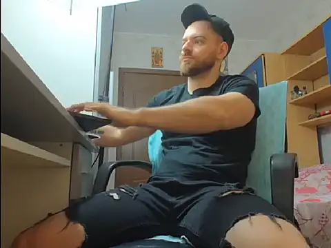 Ryanstone  online show from 12/15/25, 05:12