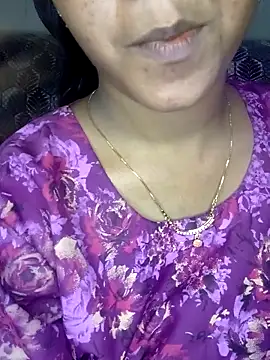 Snapshot of Neha533 chatting on 04/22/26, 04:52 Neha533 online show from 04/22/26, 04:52