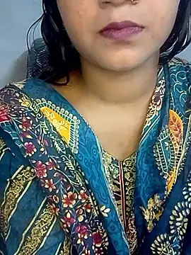 Snapshot of Neha533 chatting on 04/30/26, 04:13 Neha533 online show from 04/30/26, 04:13