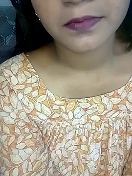 Snapshot of Neha533 chatting on 05/01/26, 06:23 Neha533 online show from 05/01/26, 06:23