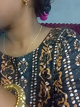Snapshot of Neha533 chatting on 05/24/26, 05:51 Neha533 online show from 05/24/26, 05:51