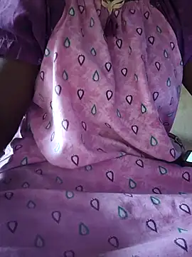 hyd couple7878 online show from 12/05/25, 10:02