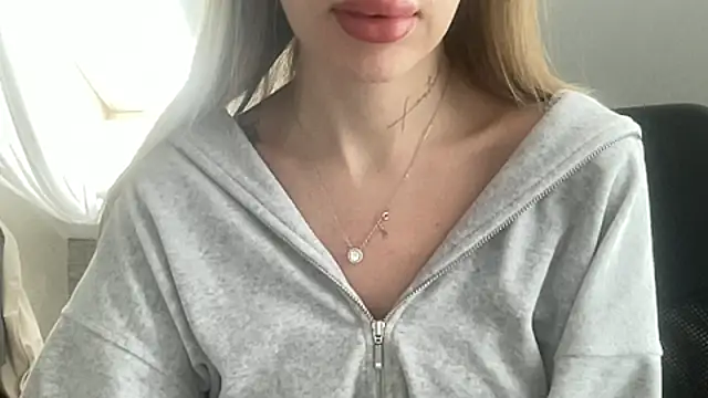 Snapshot of Angels__Share chatting on 02/08/26, 09:56 Angels Share online show from 02/08/26, 09:56