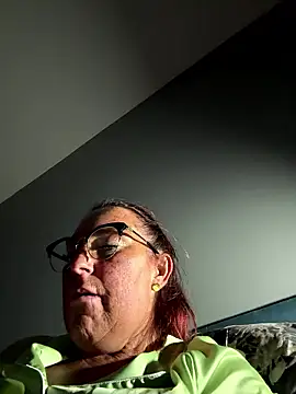 Angel-LinaX online show from 01/17/26, 10:57