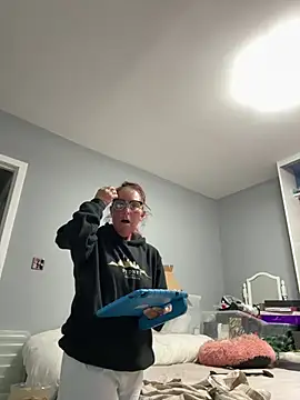 Angel-LinaX online show from 02/06/26, 08:56