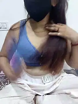 Snapshot of Aarti909090 chatting on 06/09/26, 02:39 Aarti909090 online show from 06/09/26, 02:39