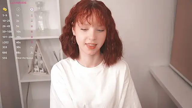 MaisieStarlight online show from 02/02/26, 05:22