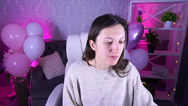 ZafiraMoonn online show from 02/16/26, 01:51