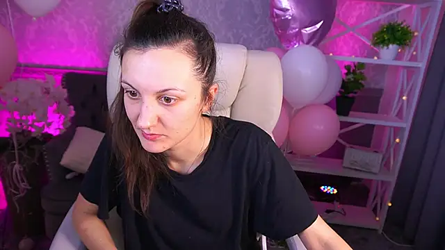 ZafiraMoonn online show from 02/21/26, 02:23