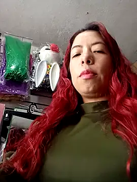 Snapshot of camimar23 chatting on 11/14/25, 05:55 camimar23 online show from 11/14/25, 05:55