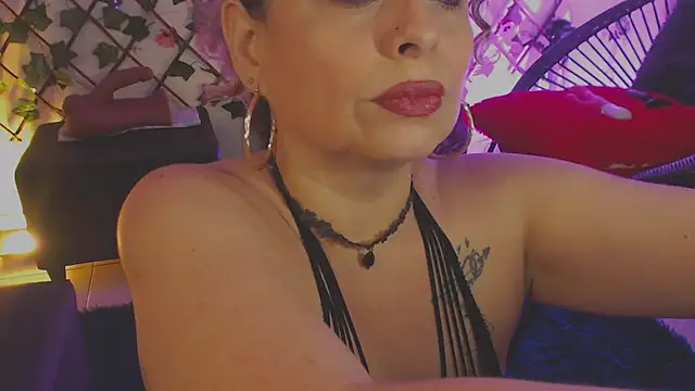 Snapshot of katjohanna chatting on 07/01/26, 04:25 katjohanna online show from 07/01/26, 04:25