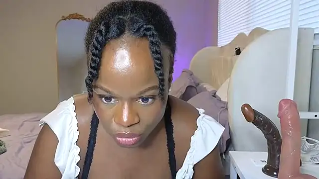 Snapshot of ladiosa_selene chatting on 11/03/25, 10:42 ladiosa selene online show from 11/03/25, 10:42