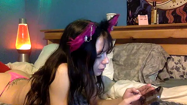 kittenkisses3 online show from 11/09/25, 06:55