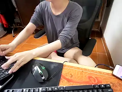 ---Lusi03--- online show from 12/21/25, 03:19