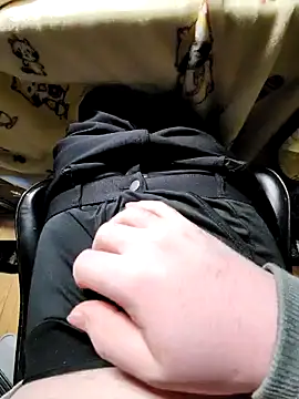 yuyuyu23565 online show from 11/22/25, 07:07