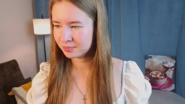 Snapshot of MowasaBritten chatting on 11/17/25, 01:50 MowasaBritten online show from 11/17/25, 01:50