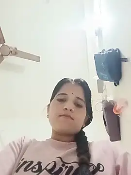 Snapshot of Sanjna_babby chatting on 06/18/26, 06:12 Sanjna babby online show from 06/18/26, 06:12