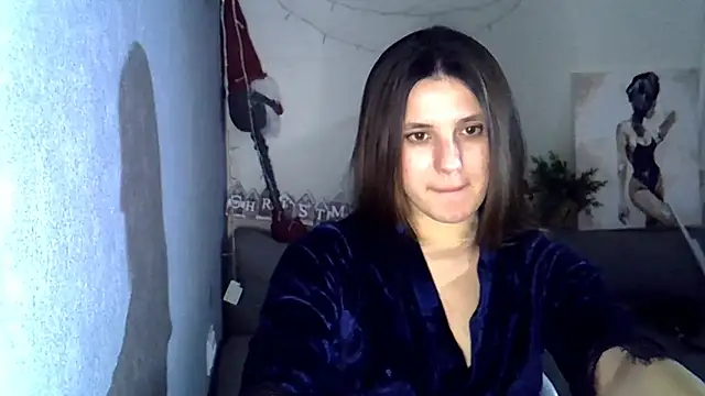 KiraHoney online show from 12/13/25, 10:04