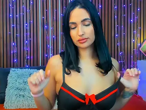 CamillaParis25 online show from 11/26/25, 02:18
