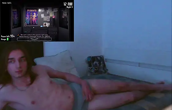 Snapshot of TFThotboy chatting on 11/13/25, 11:14 TFThotboy online show from 11/13/25, 11:14