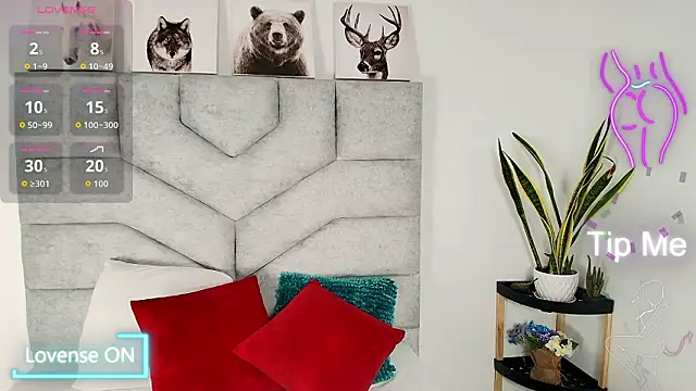 Snapshot of KimberlyFox_t chatting on 02/13/26, 12:45 KimberlyFox t online show from 02/13/26, 12:45