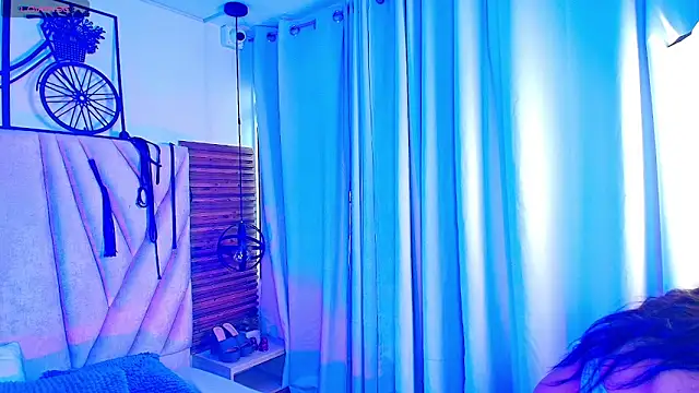 Snapshot of KimberlyFox_t chatting on 05/09/26, 02:11 KimberlyFox t online show from 05/09/26, 02:11