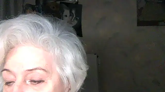 ValeriaKroww online show from 11/05/25, 04:18