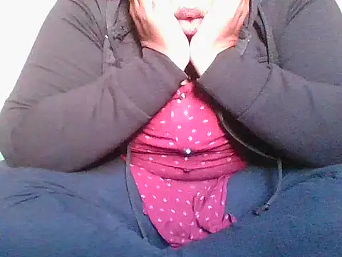 Mathi cam online show from 12/23/25, 06:55